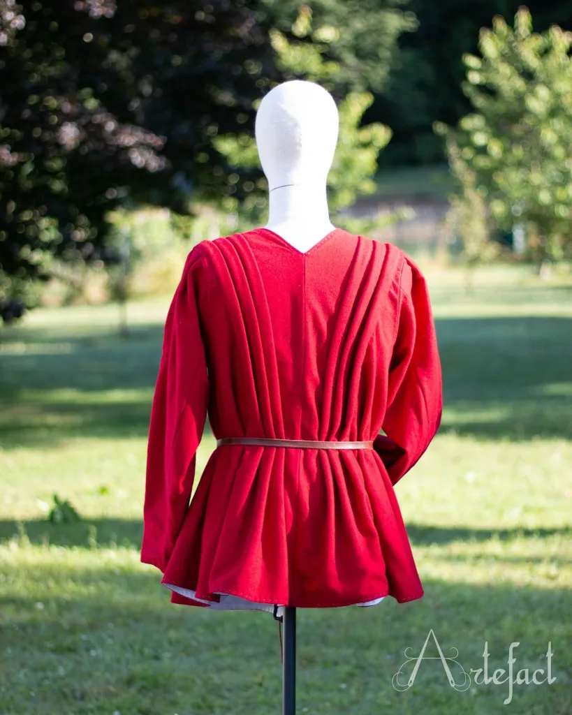 manteau plissé.webp