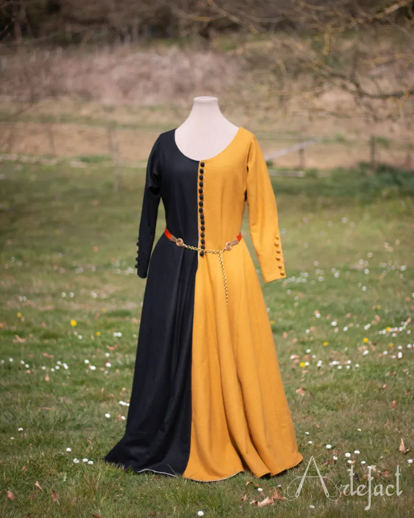 robe 14e 4.webp