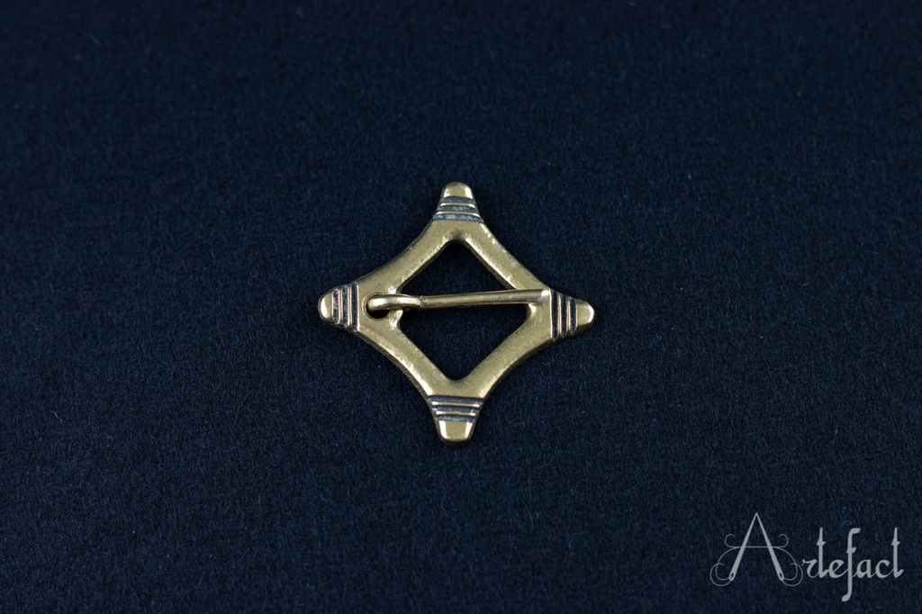 Diamond brooch