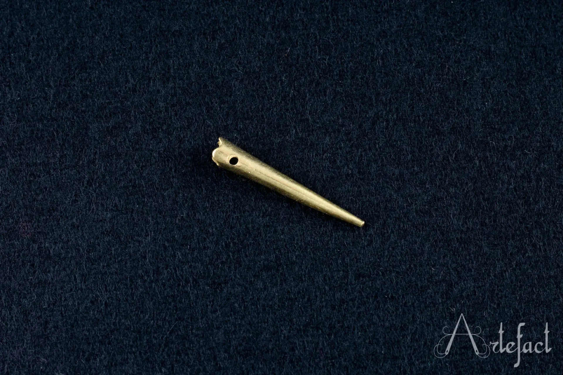 Ferret d'aiguillette laiton (petit)
