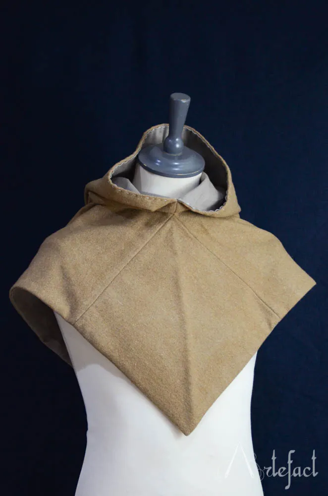 Chaperon Skjoldehamn (Chaperon beige, tour tête max 65cm, carrure S/M)